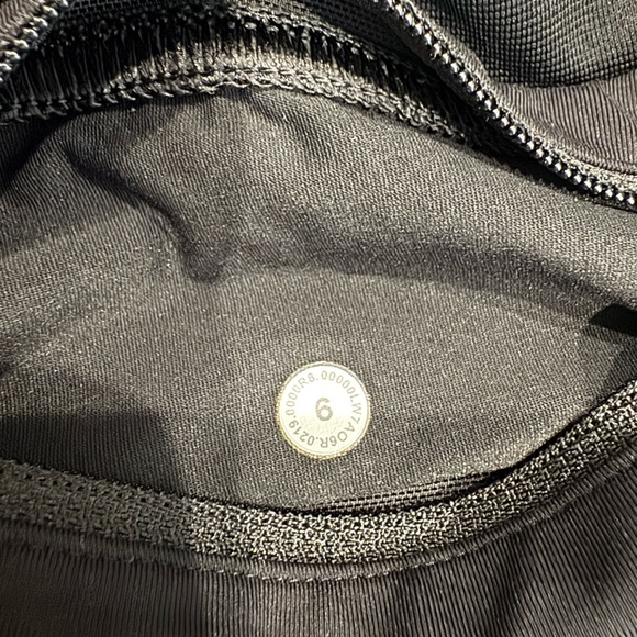 Lululemon Speed Up Short 2.5" Black 6 - Picture 11 of 11